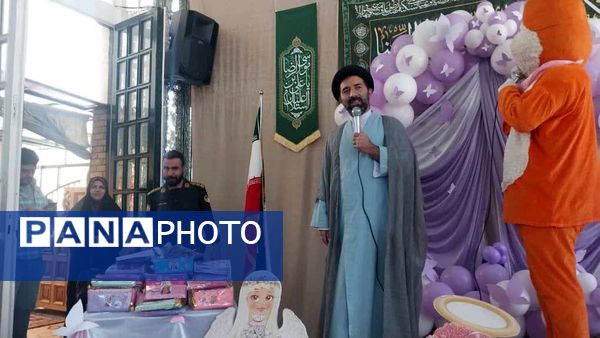 جشن تکلیف دانش‌آموزان دبستان شهید کاظم بهمنش ناحیه 4 کرج 