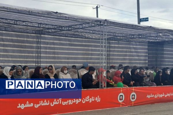 رژه ناوگان خودرویی آتش‌نشانی مشهد 