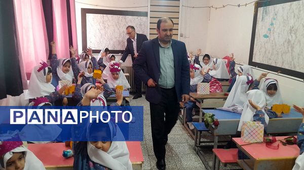 برگزاری آیین جشن غنچه‌ها در مدارس استان البرز