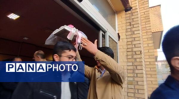 مراسم بدرقه زائران عمره مفرده ویژه دانش‌آموزان پسر استان آذربایجان شرقی