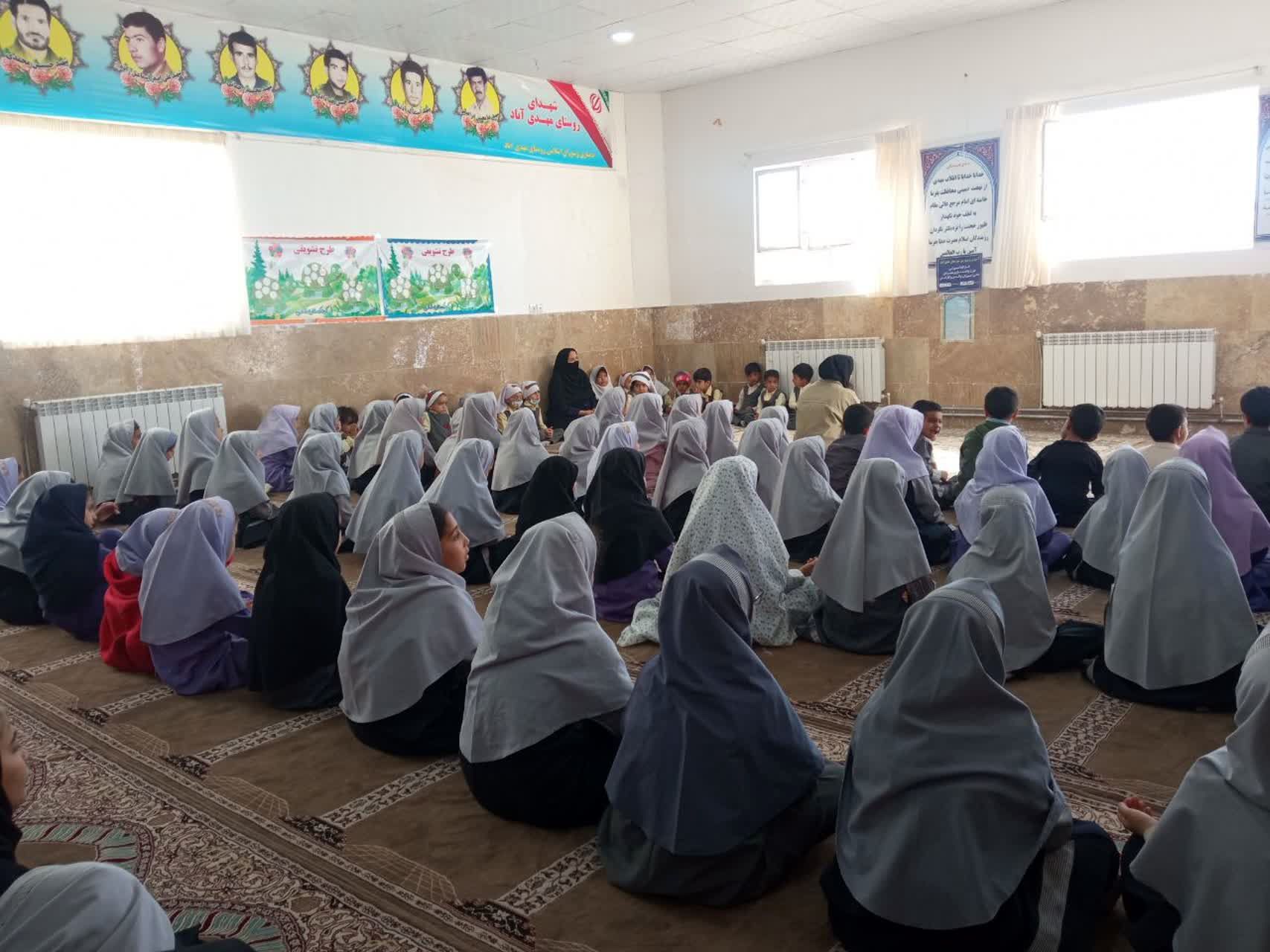 سوگواری شهادت حضرت زهرا س در مدرسه تکتم خلیل آباد 