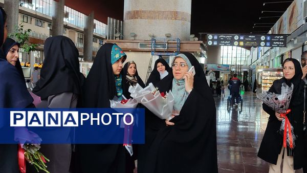 استقبال از برگزیدگان شانزدهمین المپیاد ملی فرش دستباف در مشهد