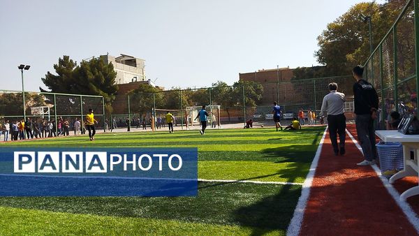 روز اول از مسابقات فوتبال المپیاد ورزشی دبیرستان شاهد ابوذر غفاری نیشابور 