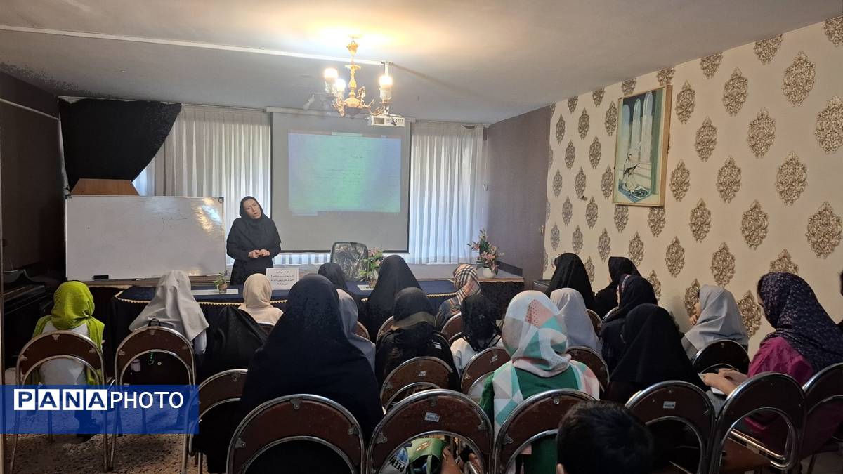 دومین کارگاه آموزش مقدماتی خبرنگاری در کانون تربیتی ۱۵خرداد ناحیه ٣مشهد