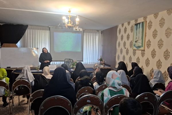 دومین کارگاه آموزش مقدماتی خبرنگاری در کانون تربیتی ۱۵خرداد ناحیه ٣مشهد