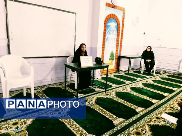 تبادل تجربه برترین‌های کنکور کاشمر در دبیرستان فاطمیه