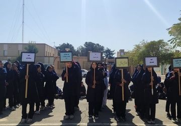 برگزاری المپیاد ورزشی درون مدرسه ای در دبیرستان حضرت معصومه (س) ناحیه دو شهرری 