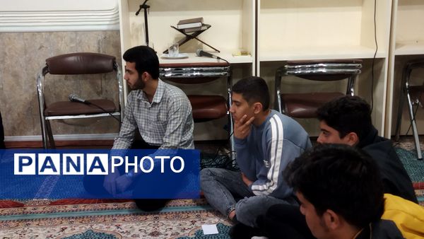 آموزش مداحی در دبیرستان شاهد ابوذر غفاری نیشابور 