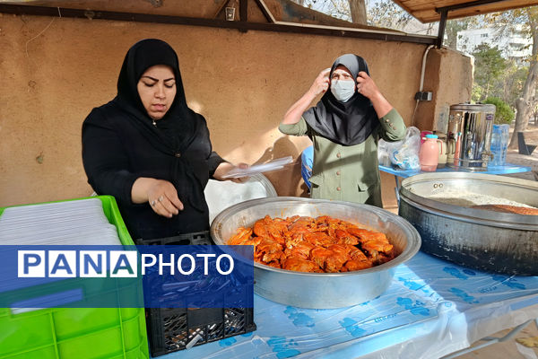 محفل صمیمی کارکنان اداری ناحیه ۴ شیراز به مناسبت روز زن