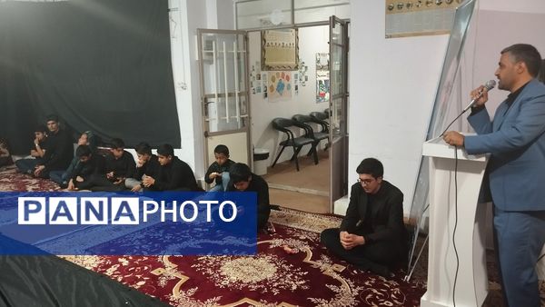 محفل انس با قرآن کریم و گرامیداشت شهید جمهور در دارالقرآن مرحوم حیدری