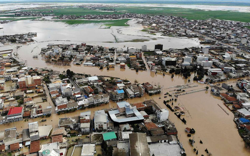 بارش‌های سیل‌آسا، روستاهای جنوبی کرمان را دچار بحران کرد