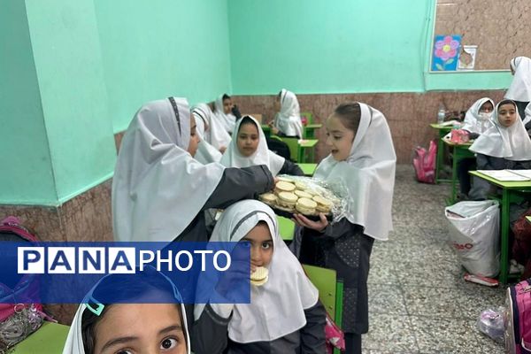 برگزاری ایام فاطمیه در مدارس شهرستان شهریار با شکوه هر چه تمام