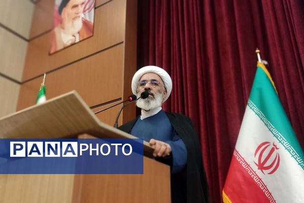 آیین تجلیل از ۷۰ رتبه برتر و ۱۸ مقام برتر یازدهمین جشنواره خوارزمی