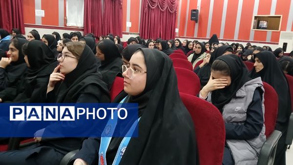 تریبون آزاد فرصتی برای شنیده شدن صدای دانش‌آموزان