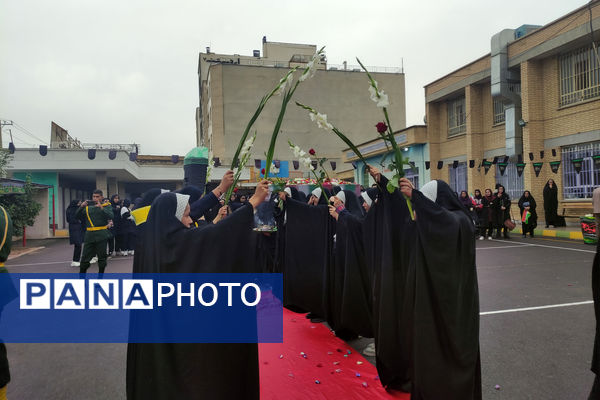 تشییع شهید گمنام در مدارس ناحیه 4 شیراز