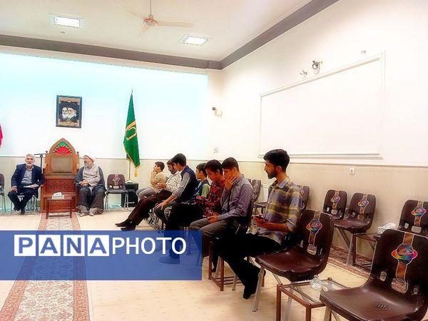 نشست هم اندیشی و هماهنگی اصحاب رسانه و امام جمعه کاشمر