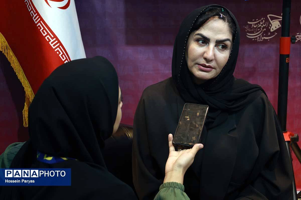 آرزو دارم روزی روی صحنه از دنیا بروم
