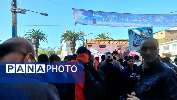 راهپیمایی ۱۳ آبان در قائمشهر