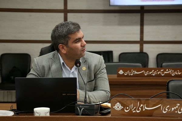 مجلس دانش‌آموزی مانند پلی میان دانش‌آموزان و مسئولان آموزش‌وپرورش عمل می‌کند