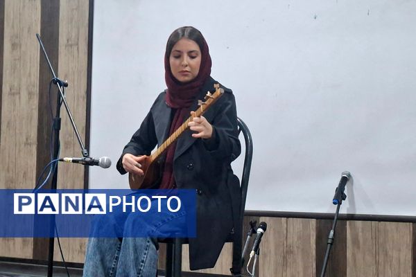 یلدا با نخستین جشنواره‌ هنرهای آوایی کانون ملائک در قرچک