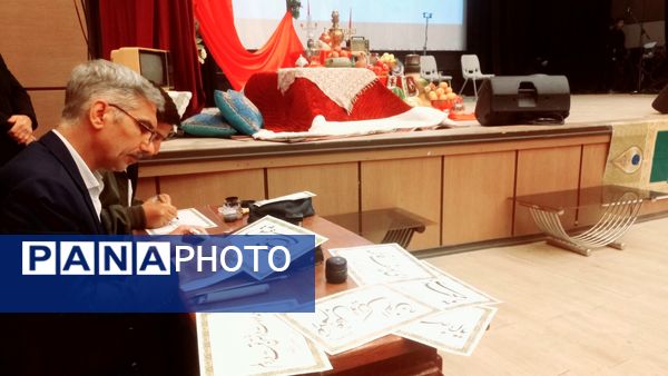 یلدای هنری با حضور هنرمندان در کانون ارشاد شهرستان خلیل آباد 