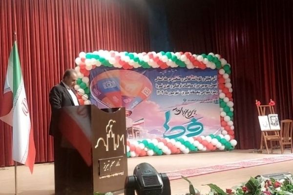 موفقیت، نتیجه تعامل و هم‌افزایی معلمان متعهد با اولیای دانش‌ آموزان است