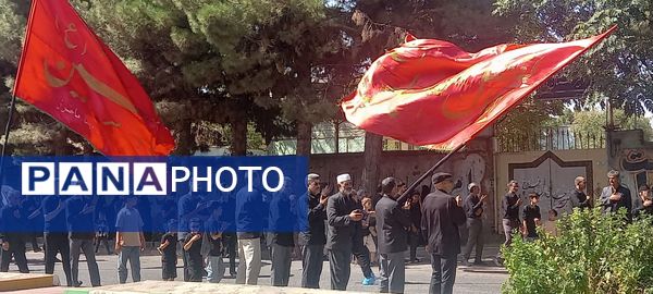 راهپیمایی جاماندگان اربعین حسینی در باخرز 