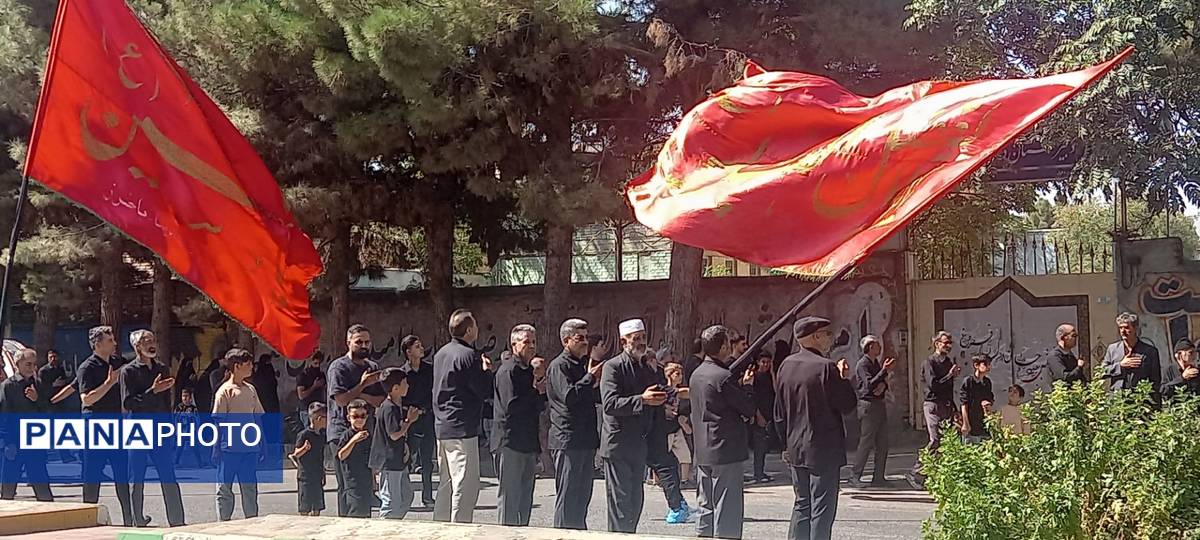 راهپیمایی جاماندگان اربعین حسینی در باخرز 