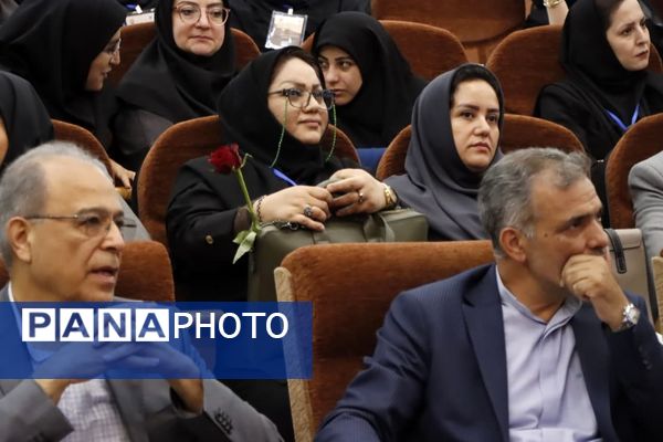 افتتاحیه نخستین کنفرانس ملی چالش‌های حاشیه‌نشینی و فرصت‌های بازآفرینی