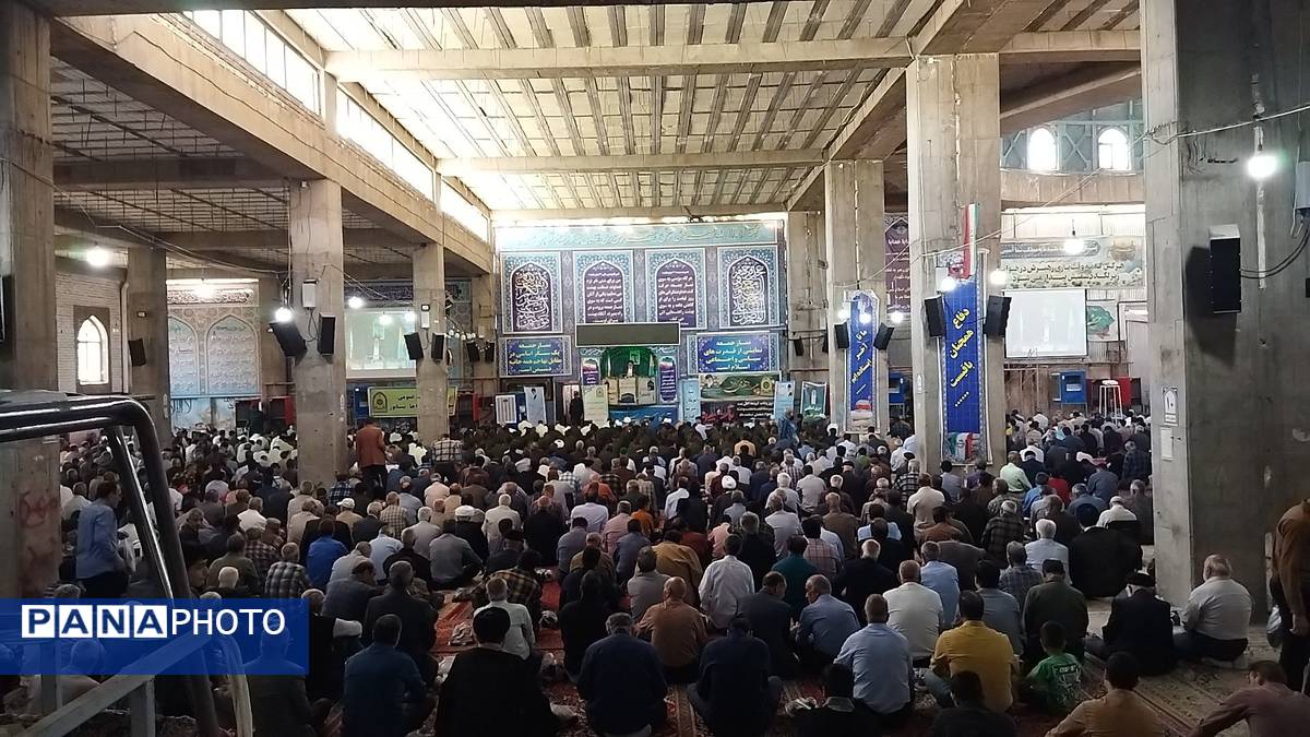 نماز عبادی و سیاسی جمعه همزمان با آغاز هفته نیروی انتظامی در نیشابور