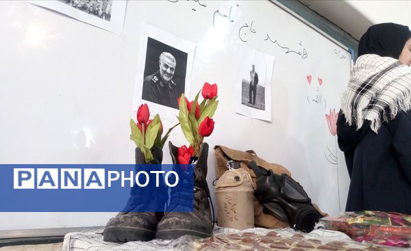 کلاس آمادگی و دفاعی با رنگ و بوی شهدا در دبیرستان فاطمیه