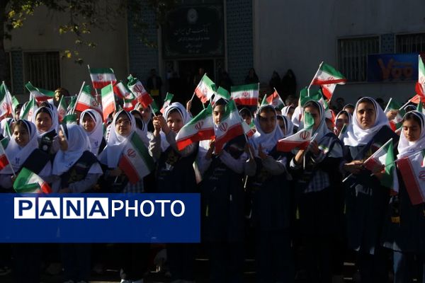 خروش دانش‌آموزان گرگانی در روز حماسه و بصیرت