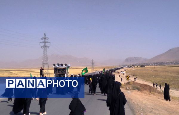 قدم‌های عاشقی از نافچ تا وردنجان به یاد کربلا