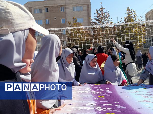 مسابقات خانوادگی در مدرسه پورشهریاری