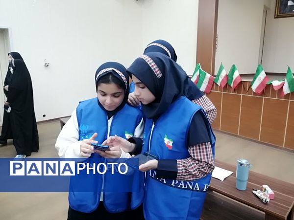 دوره خبرنگاری ویژه دانش‌آموزان دختر و پسر ناحیه یک اهواز 