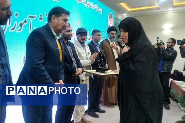 اولین یادواره شهدای مدافعان جان ویژه دانش‌آموزان در پیشوا