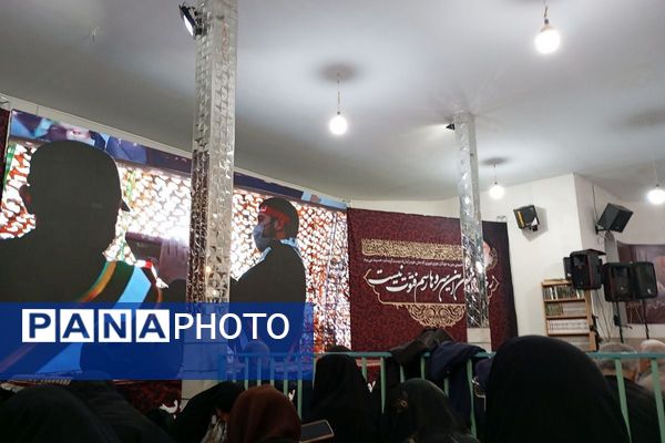 برگزاری یادواره شهدا در مسجد موسی بن جعفر شهرستان فیروزکوه 