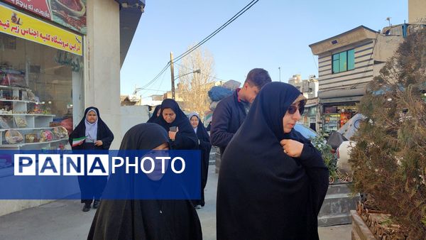همایش پیاده‌روی مادر دختری به‌مناسبت اعیاد شعبانیه و دهه فجر 
