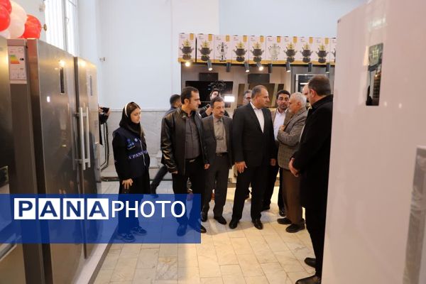 افتتاح نمایشگاه لوازم خانگی سازمان دانش‌آموزی آذربایجان شرقی 