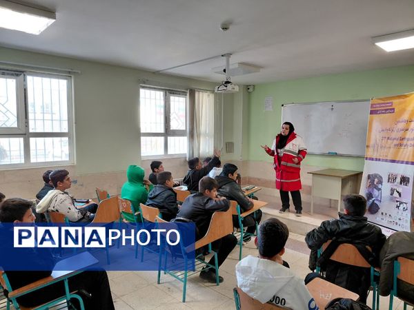برنامه نمادین مانور زلزله در شهرستان بروجن