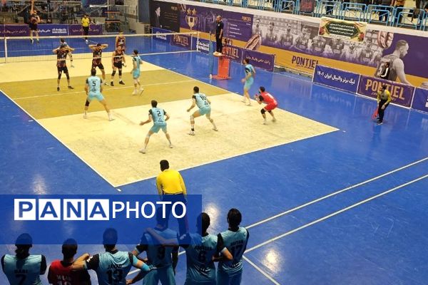 شکست سایپا ورامین برابر شهرداری ارومیه در دیداری حساس از لیگ برتر والیبال