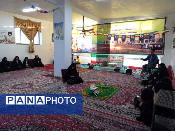 نشست بصیرتی  دبستان تکتم در پایگاه محدثه