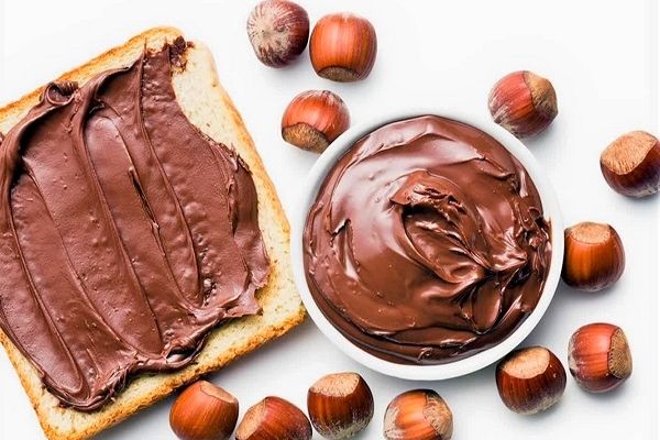 مصرف بی‌رویه شکلات صبحانه عامل چاقی، آکنه و اعتیاد غذایی است