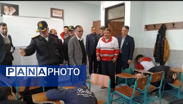 بیست و هفتمین مانور سراسری زلزله و ایمنی در هنرستان حاج حسن شهبازی اهر