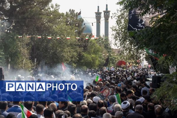 تشییع با شکوه شهدای مقاومت در دارالمؤمنین کاشان