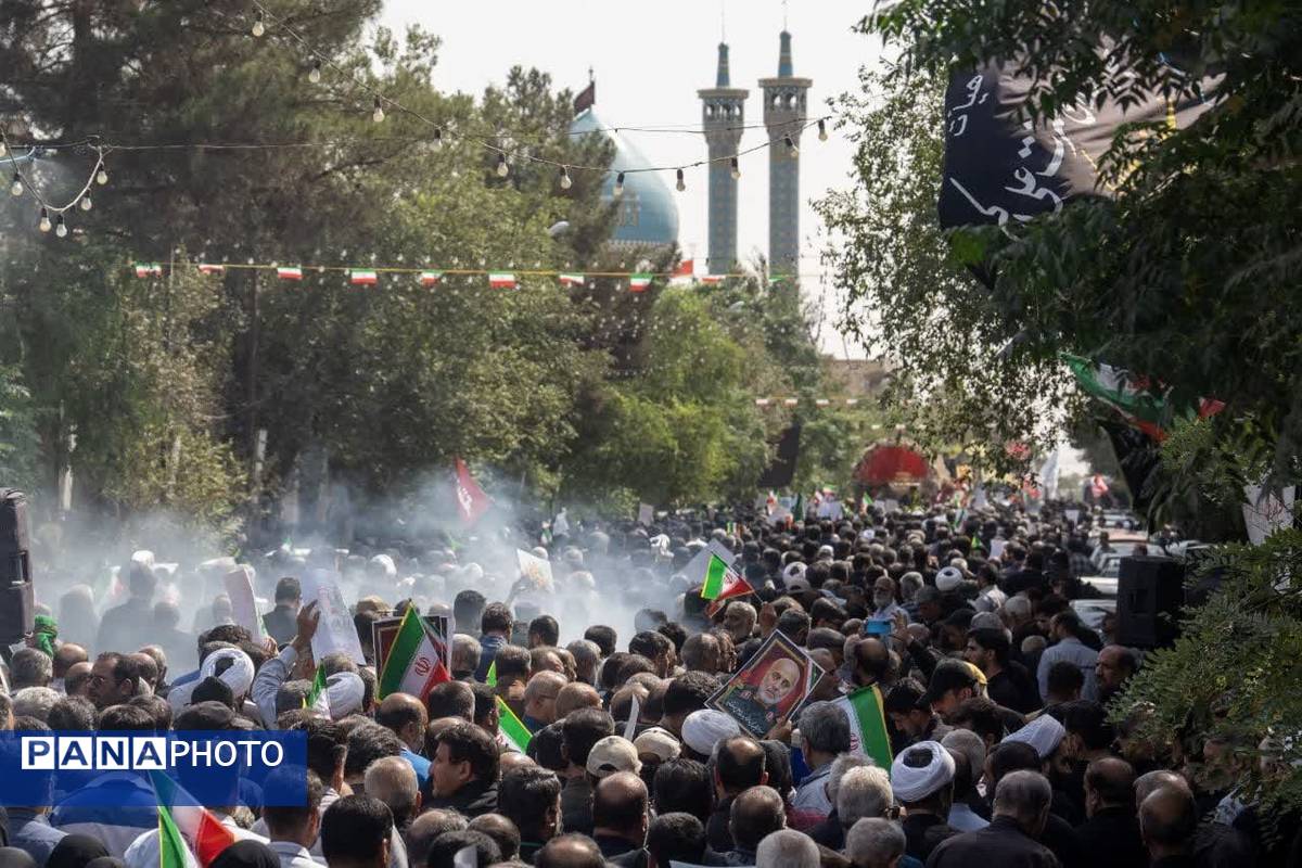 تشییع با شکوه شهدای مقاومت در دارالمؤمنین کاشان