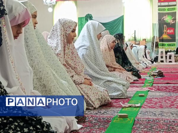 اولین روز اعتکاف دانش‌آموزان در فاروج 