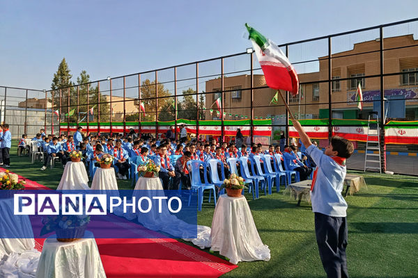 مهر را در جشن عاطفه‌ها غرق مهربانی کردند