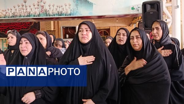تشییع پیکر دو تن از شهدای جنگ تحمیلی رژیم صهیونیستی همزمان با مراسم تاسوعای حسینی ، در شهرستان ملارد