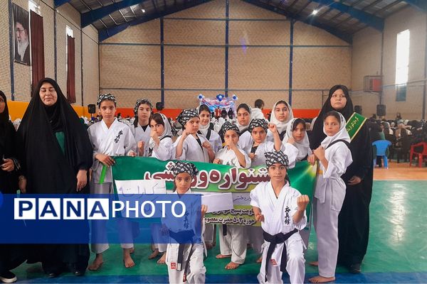 مراسم گرامیداشت دهه کرامت و روز معلم در روستای امیرآباد ملارد برگزار شد